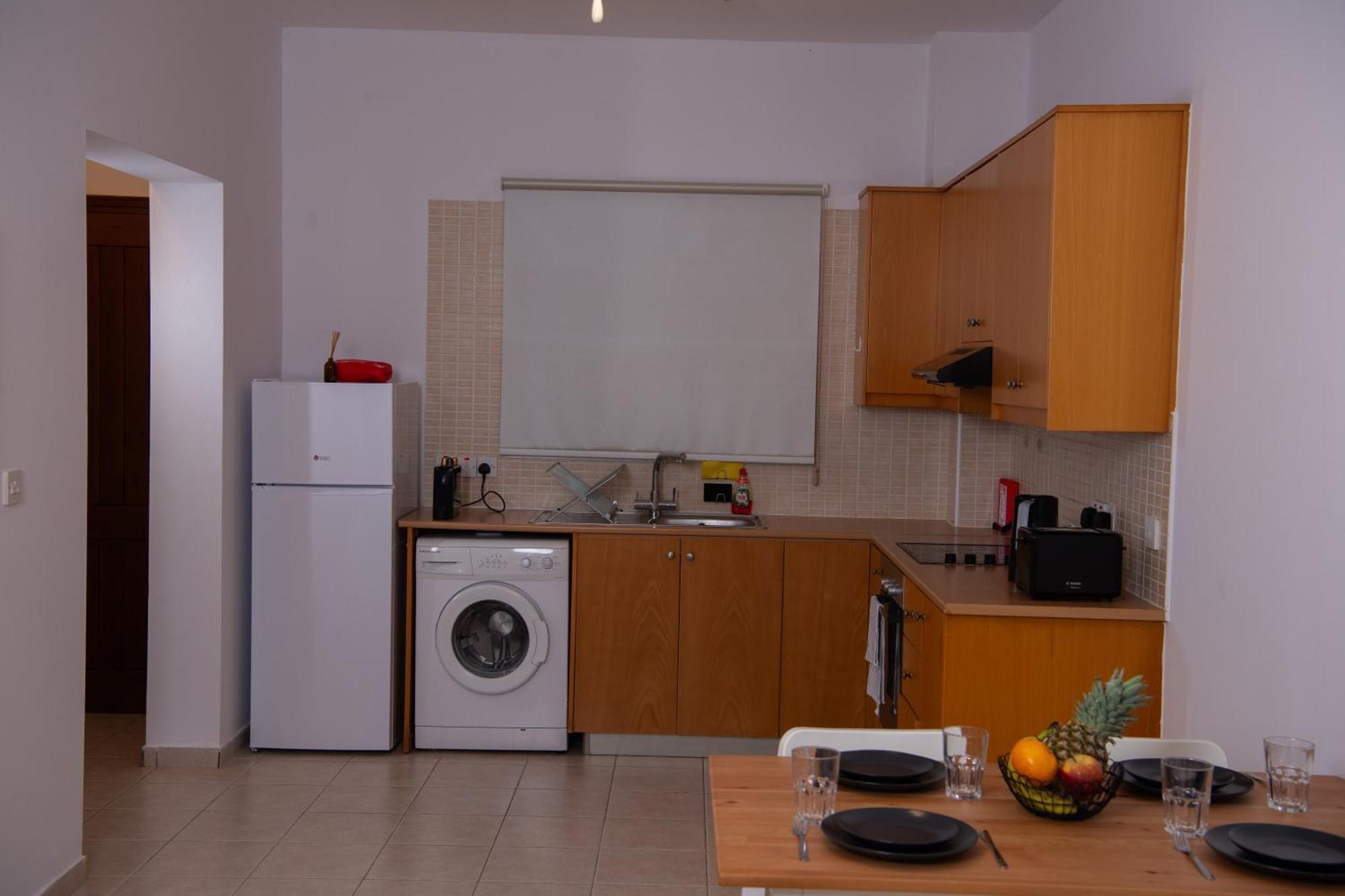 Path Latchi Beachfront Apartments Bagian luar foto