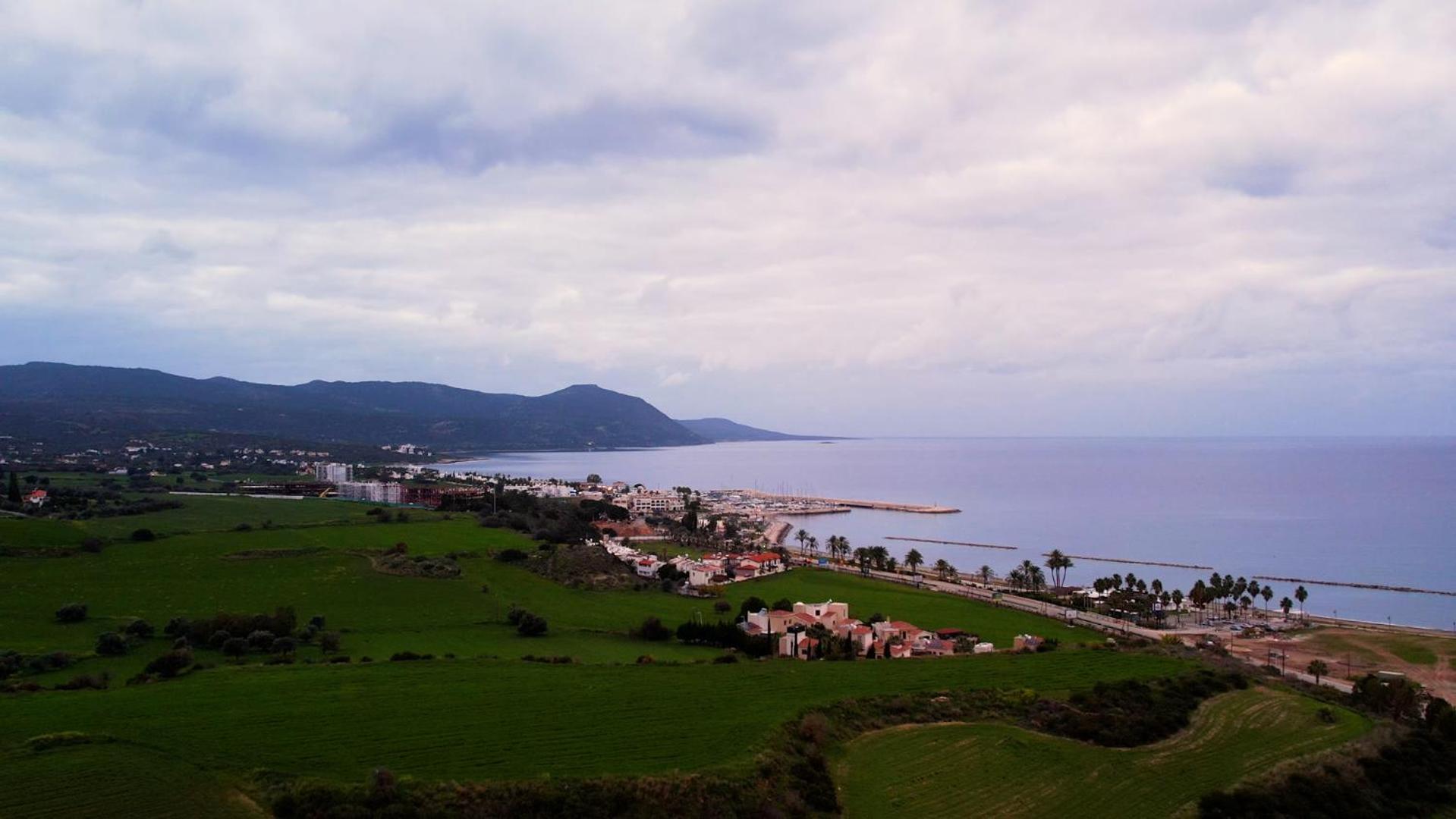 Path Latchi Beachfront Apartments Bagian luar foto
