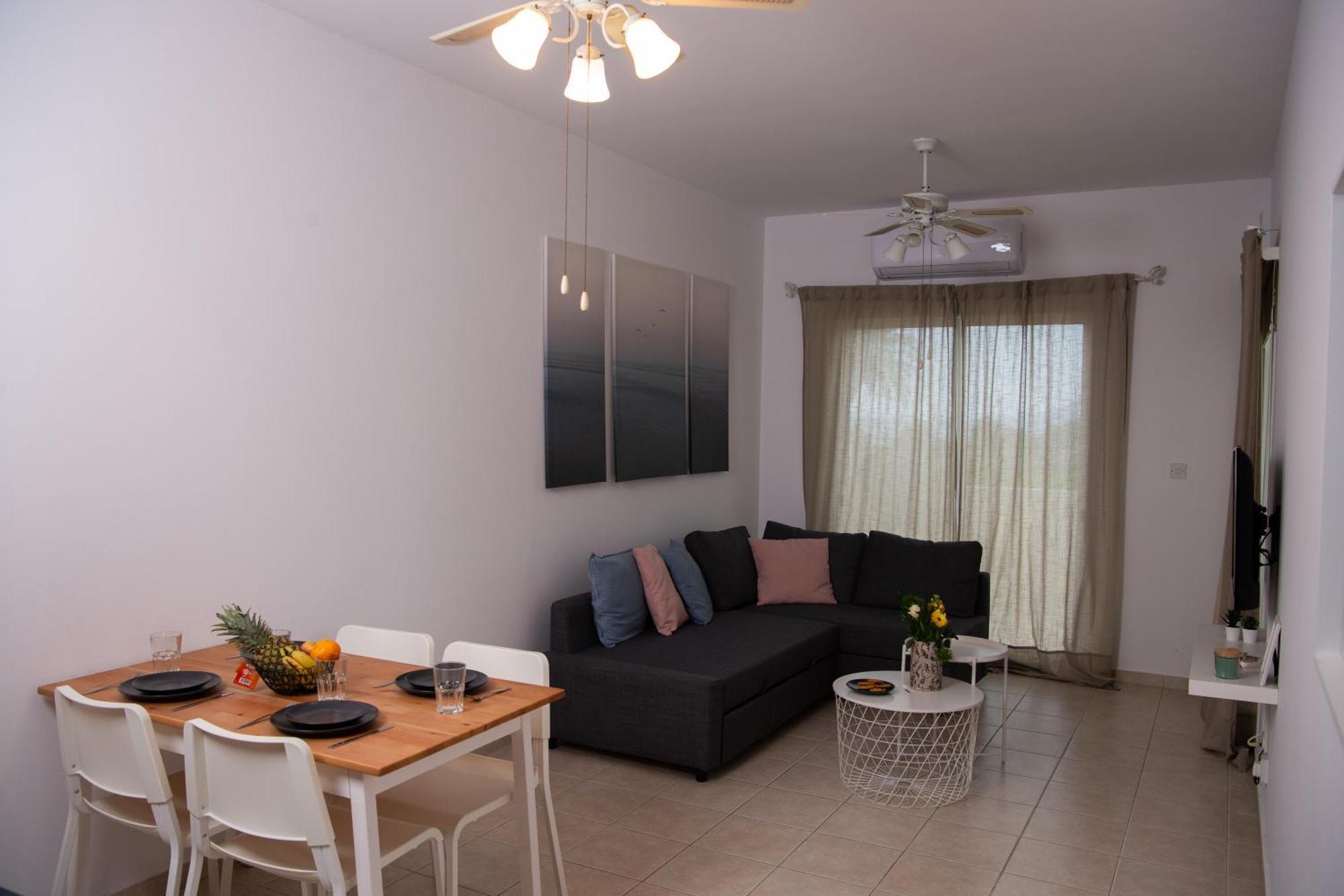Path Latchi Beachfront Apartments Bagian luar foto